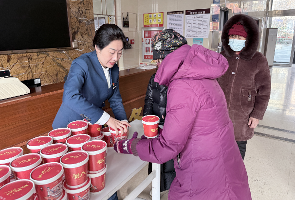 金泰物业以烟火之礼开启岁末暖冬(图1) image.png